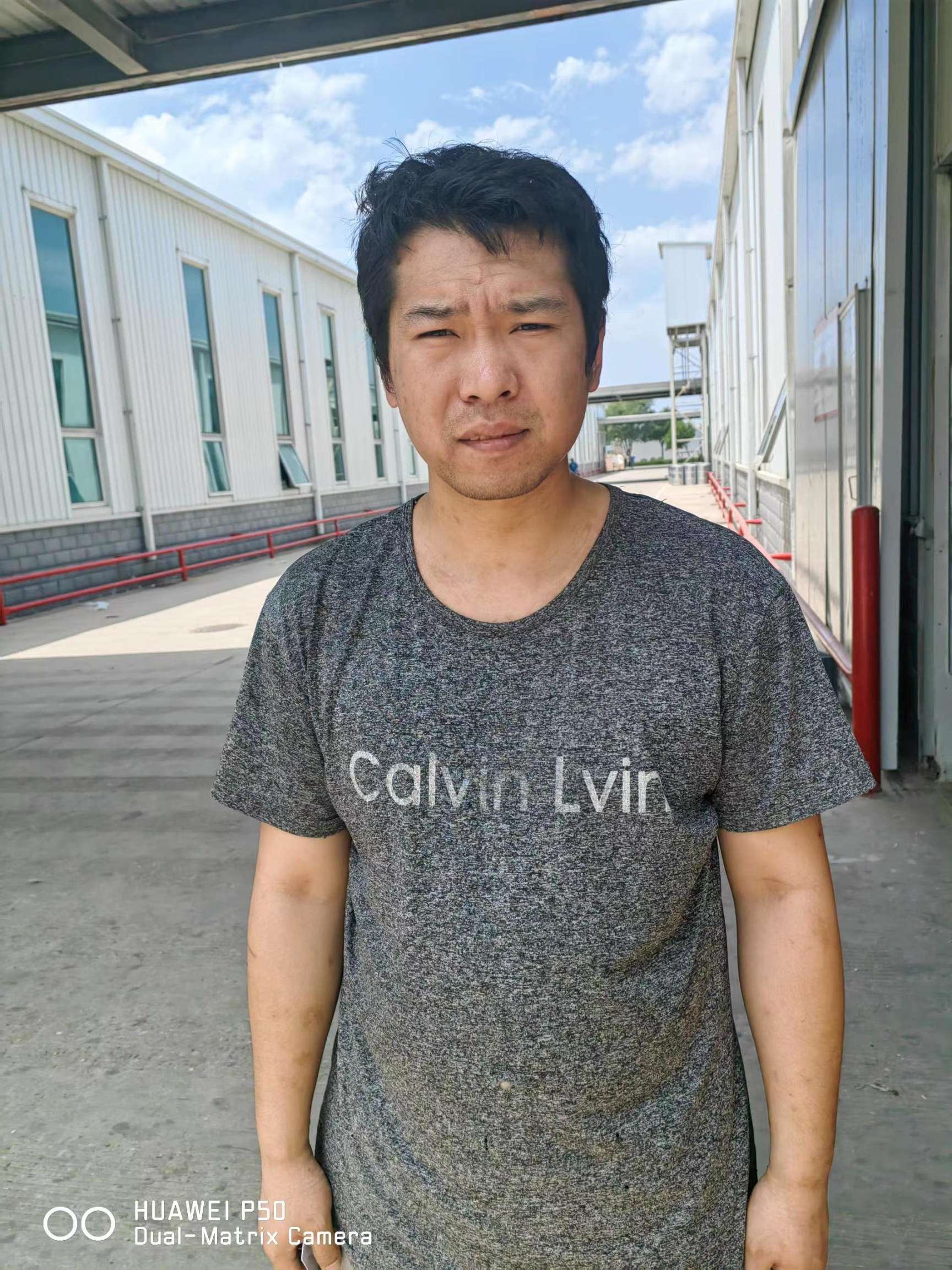 杨宇己和家人三个月没有联系了！ - 杨宇
