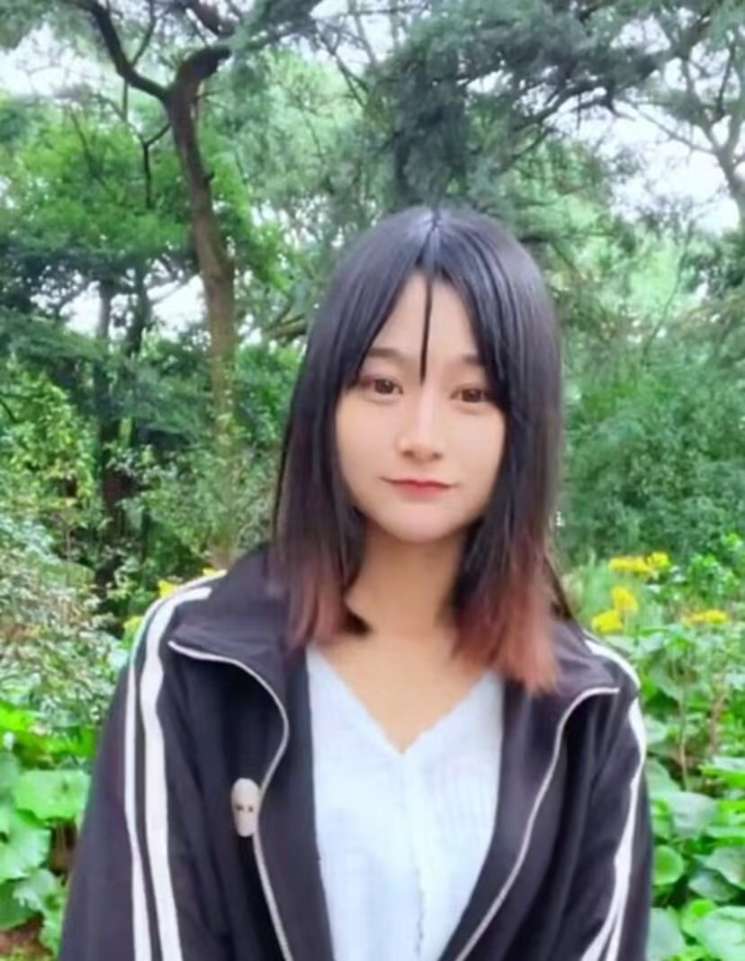 广西百色人，女朋友， - 朱兰芳