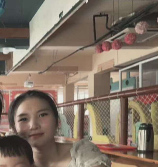给位好心人帮帮忙，孩子很想她妈妈 - 杨丽